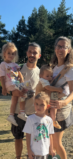 Gorana and Marko Arsic with their family outdoors